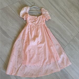 Elegant Pink Formal Dress with Puff Sleeves